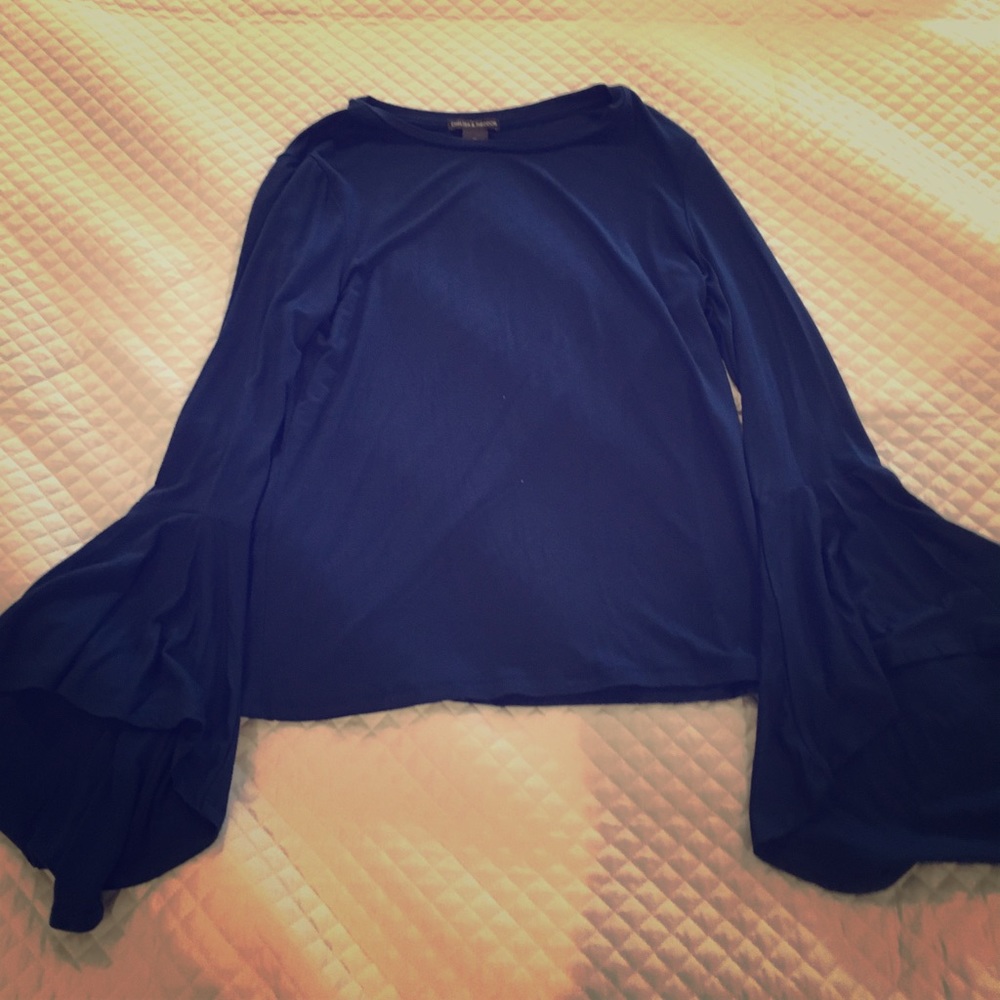 Bell sleeve blouse worn once